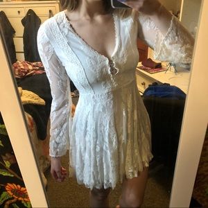 Free People white lace dress !!